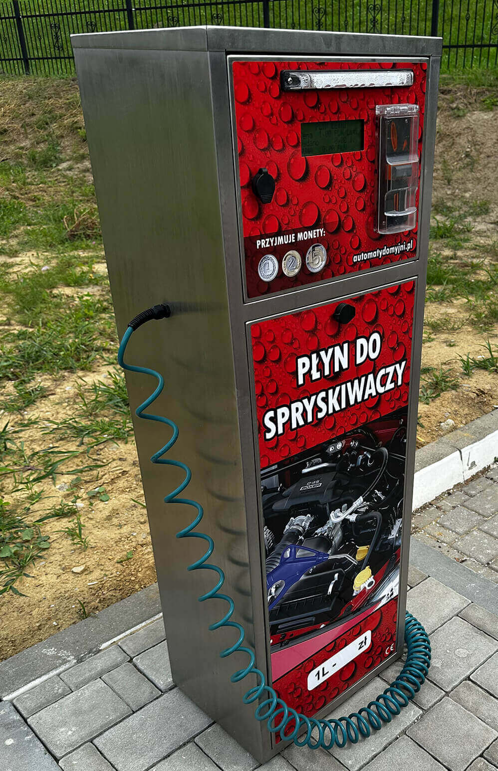 Nalewak płynu do spryskiwaczy